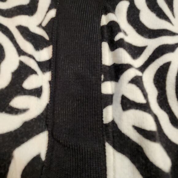 Foxcroft Cardigan Sweater Black & White, Purple Accents Button Front size 1X - Picture 10 of 12